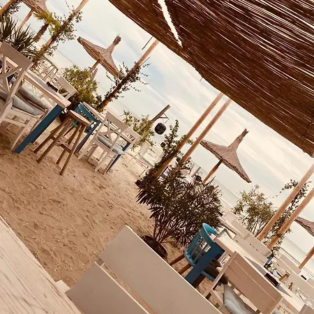 Miraj Black Sea *